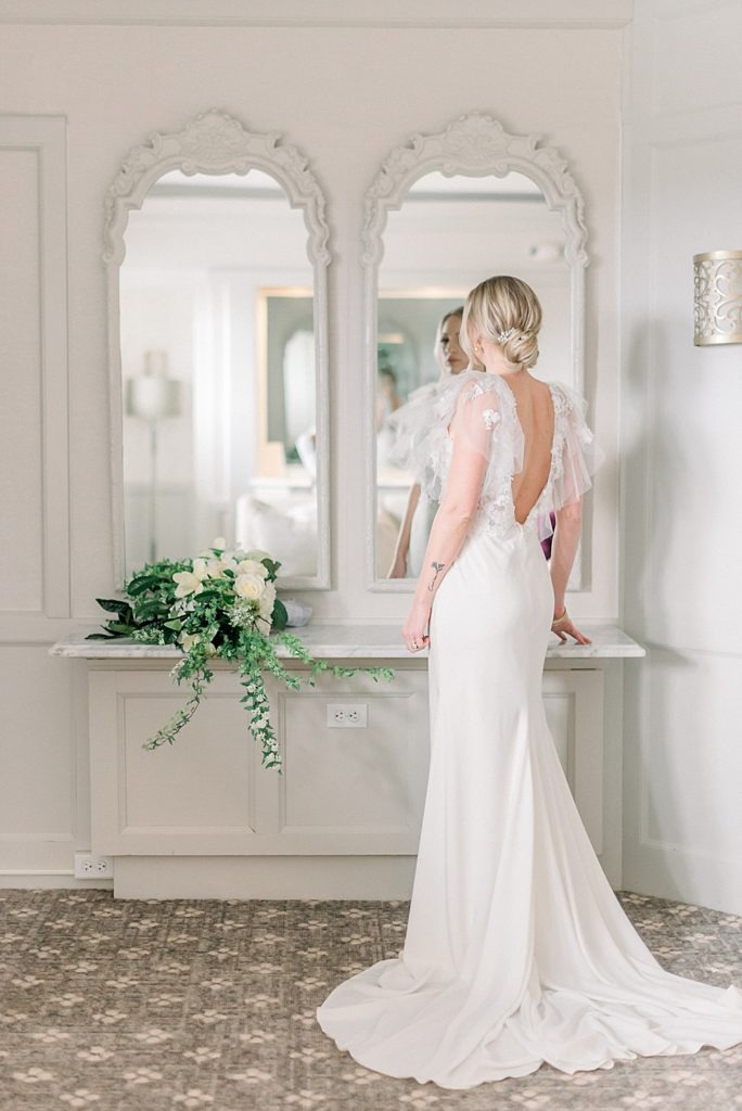 A styled shoot at Le Chateau in South Salem, NY. Inspired by stately elegance for a modern, springtime Bride.