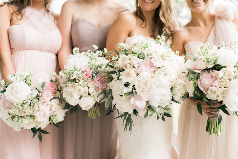 bride with bridesmaids at highlands country club